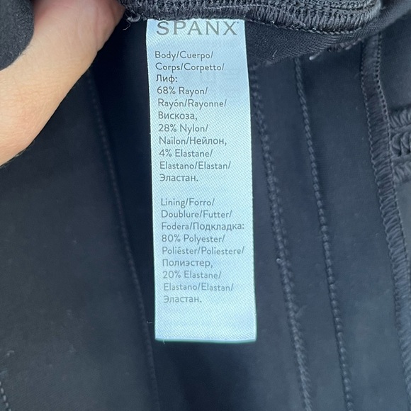 Spanx Back Seam Pants Size Medium Black - Picture 12 of 13